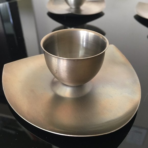 MCM 4 Set Stainless Steel Egg Cups - Picture 2 of 5